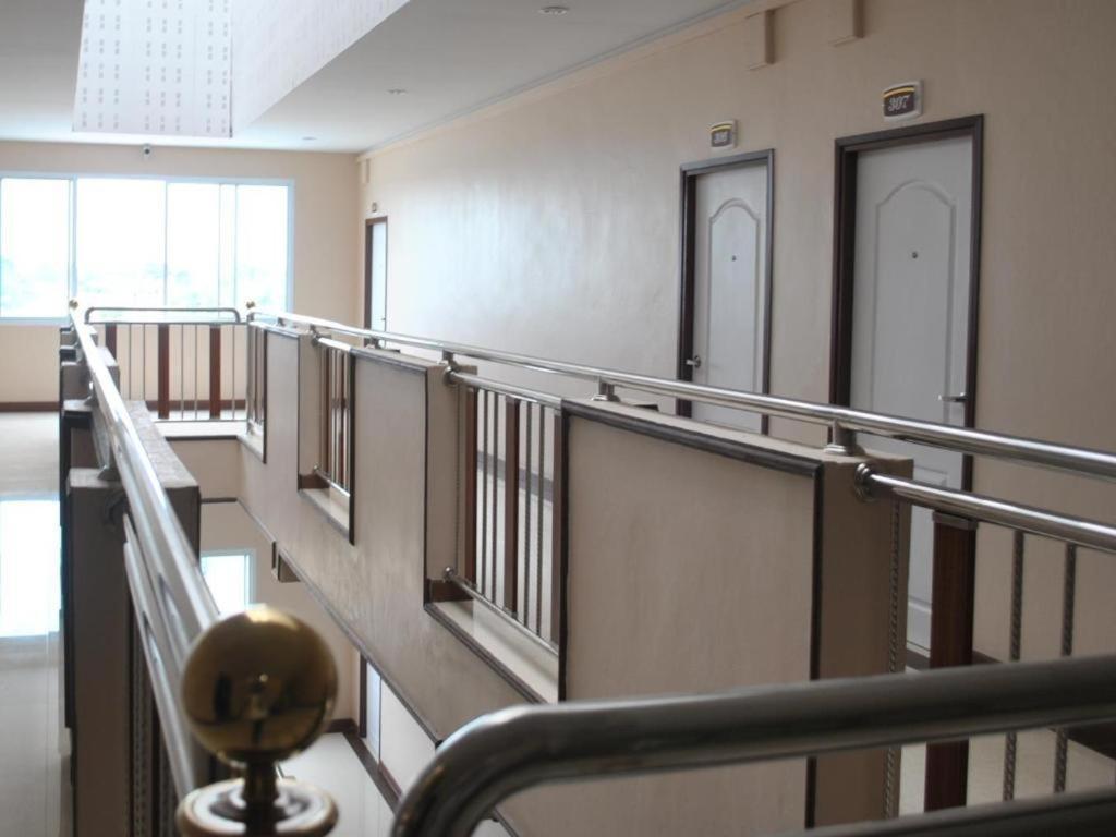 Le Parc Wangnang Hotel Фитсанулок Екстериор снимка