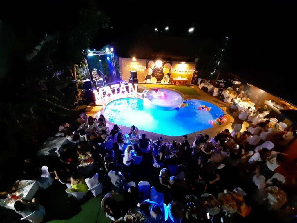 Le Parc Wangnang Hotel Фитсанулок Екстериор снимка