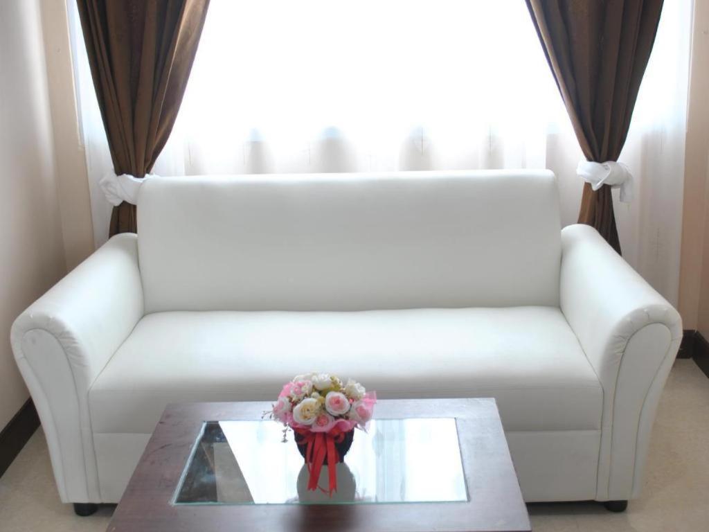 Le Parc Wangnang Hotel Фитсанулок Екстериор снимка